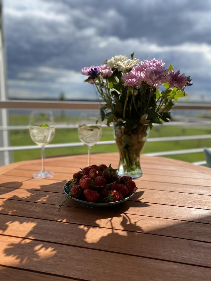 Modernes Apartment Am Hafen Mit Seeblick Grossraeschen Dış mekan fotoğraf